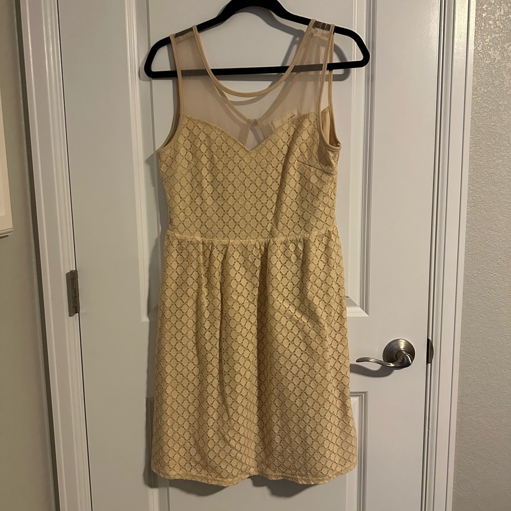 Sweet but sexy vintage inspired cocktail dress